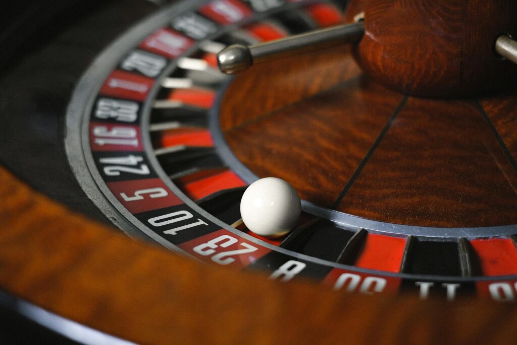 The New Friday Night: How Online Casinos Fit into Changing Leisure Culture